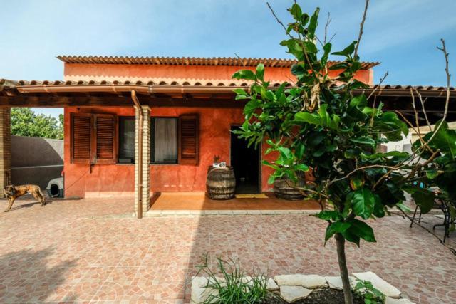 Bed and Breakfast La Siesta Sinnai Екстер'єр фото